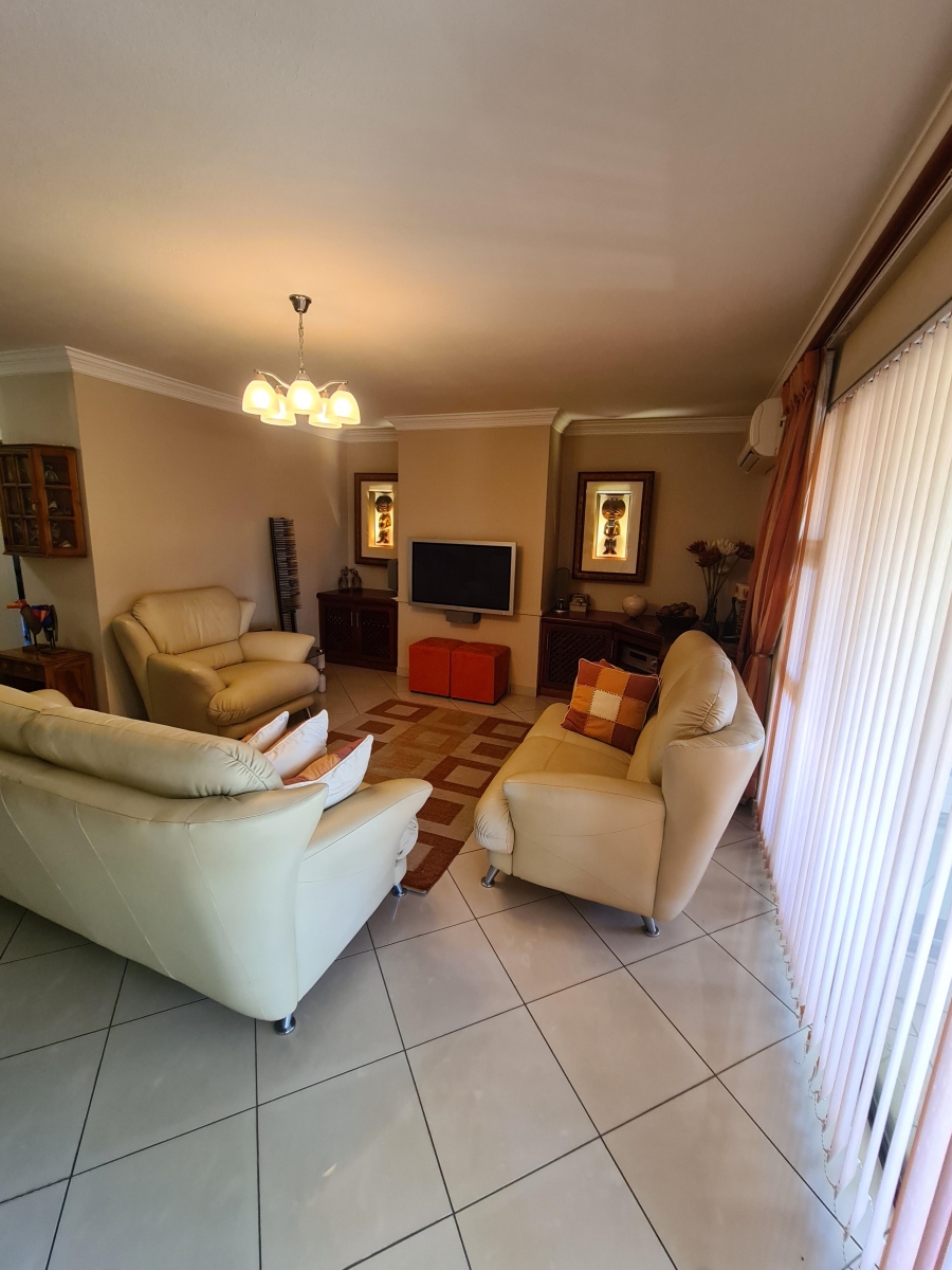 5 Bedroom Property for Sale in Maraldi Estate Free State